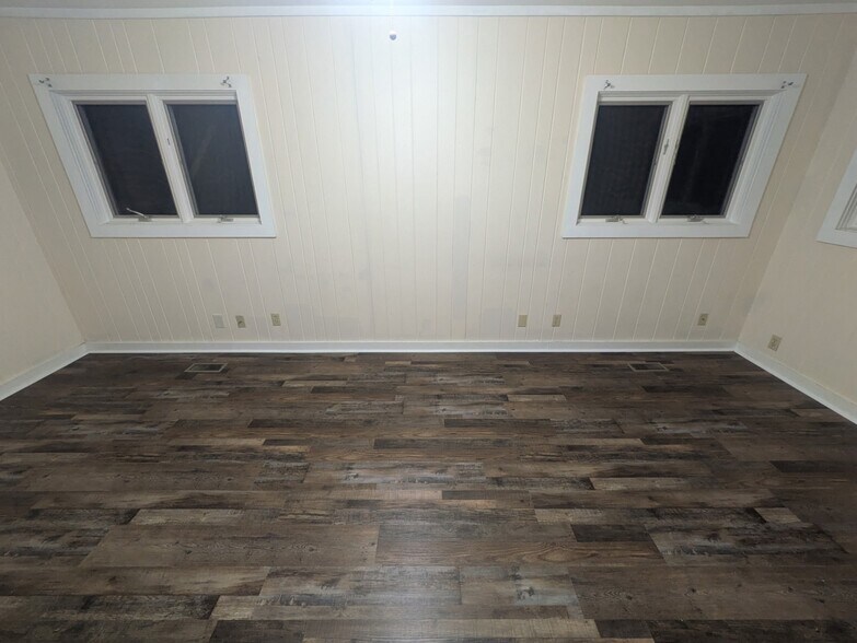 Building Photo - 123 Carolina Dr