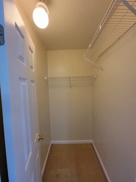 Building Photo - 2197 Delta Way