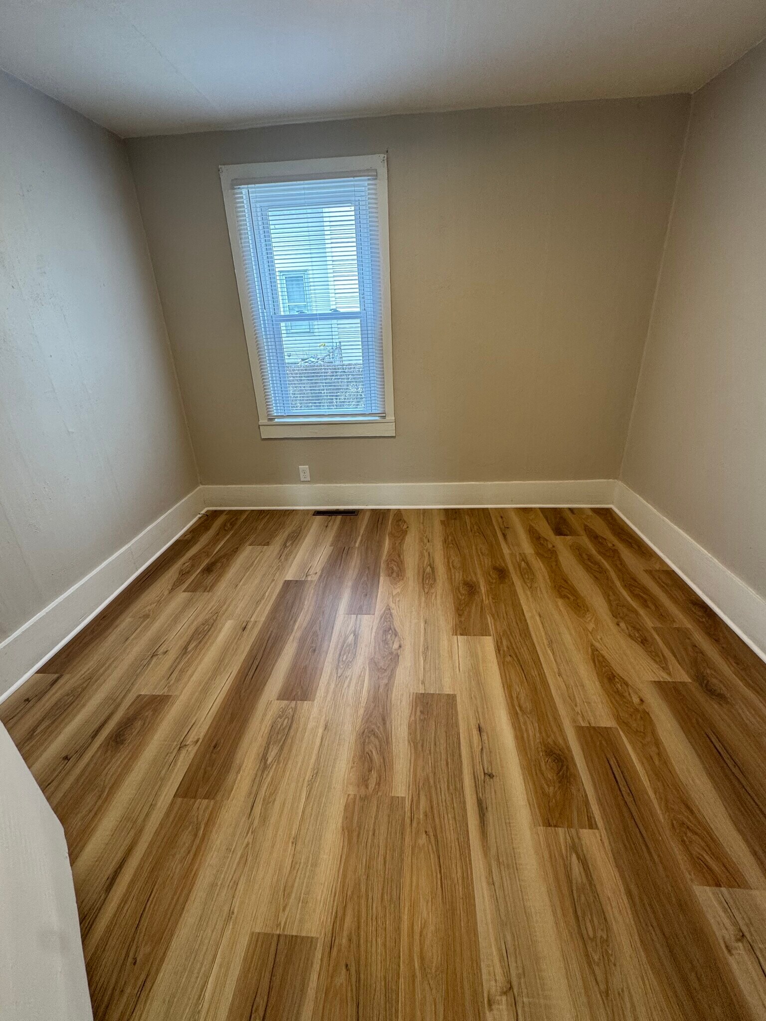 Building Photo - 1216 Ohio St