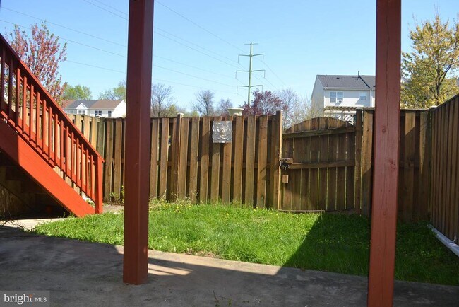 Building Photo - 7104 Collinsworth Pl