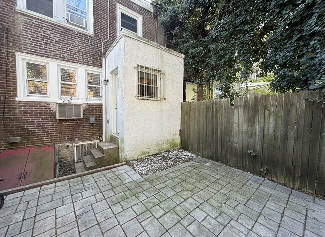 Building Photo - 51 E Montana-