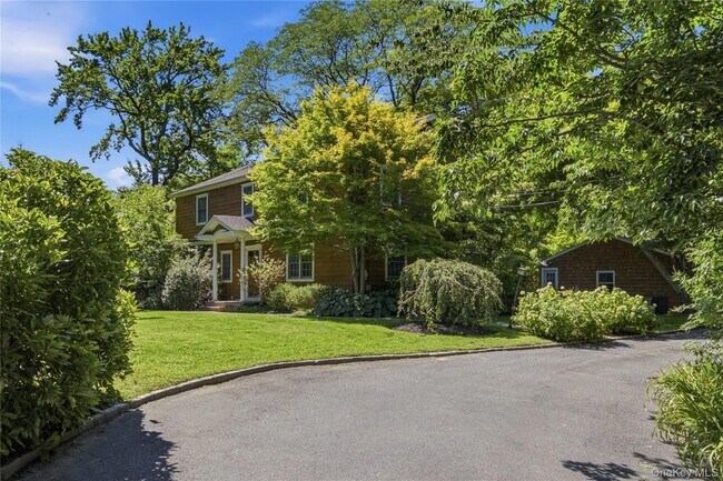 Building Photo - 505 Bryant Ave