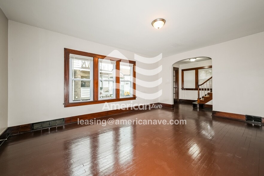 Building Photo - 1607 Jackson St