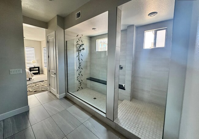 Building Photo - 10860 Basquez Ave