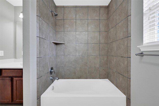 Building Photo - 20254 Fossil Valley Ln