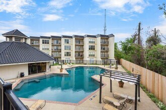 Building Photo - Downtown 1BR 1BA RIverview Unit 223