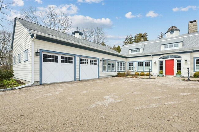 Building Photo - 450 Ocean Rd