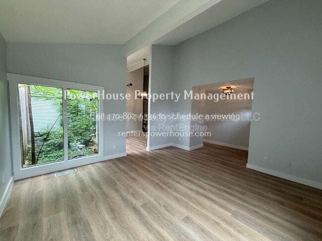 Building Photo - 120 Leeward Ln