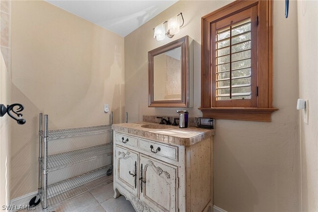 Building Photo - 840 Jung Blvd W