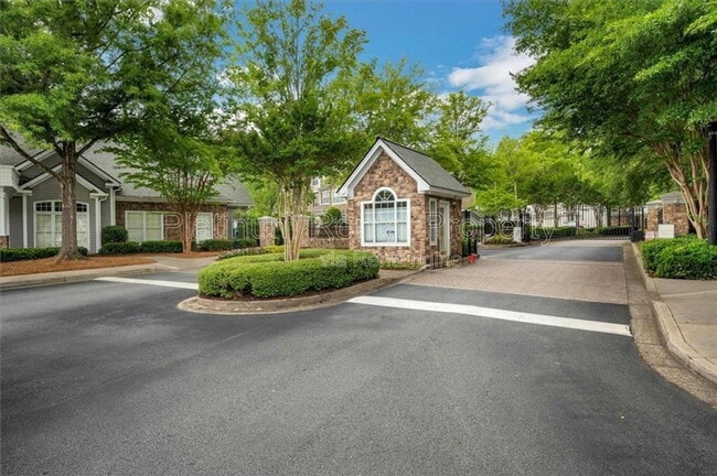 Building Photo - 1032 Whitshire Way