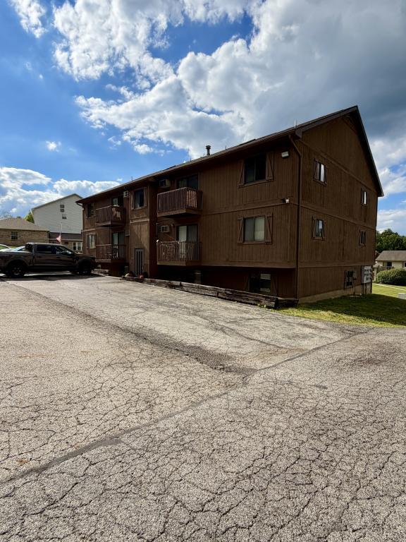 Building Photo - 6369 St Andrews Dr