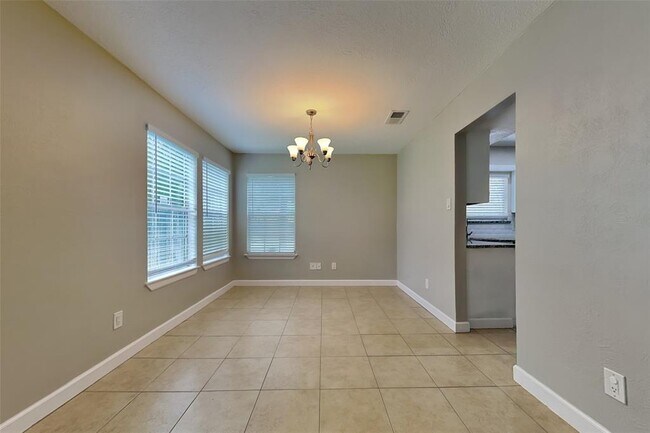 Building Photo - 57 Rockfern Ct