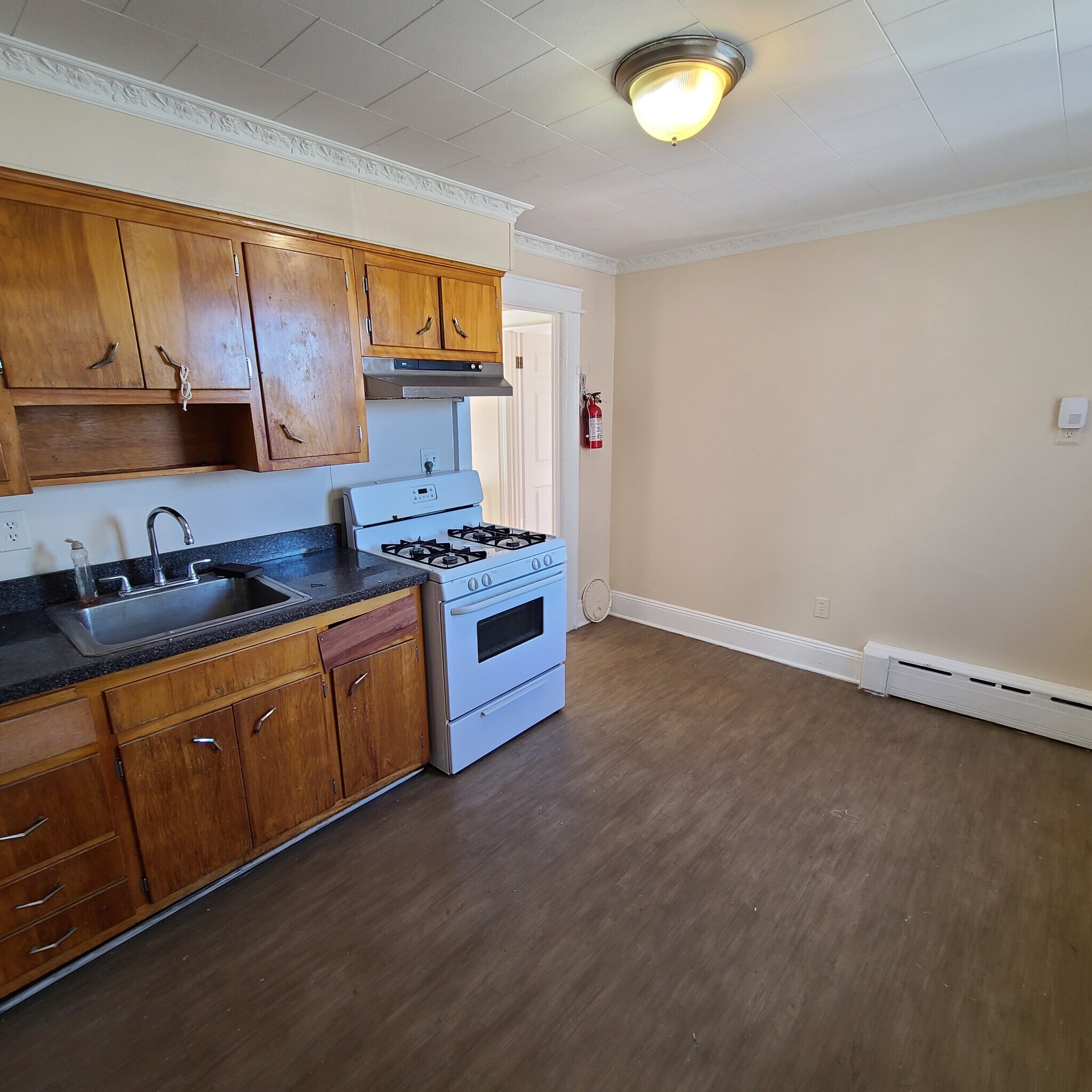 Building Photo - 1310 72nd St