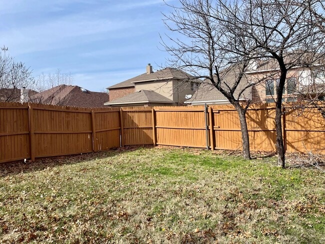 Building Photo - Gorgeous 4-bedroom home!