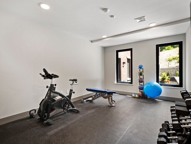 Building Photo - 249 Corey Rd