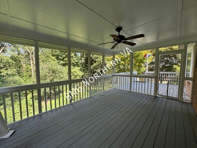Building Photo - 5406 Gainsborough Dr