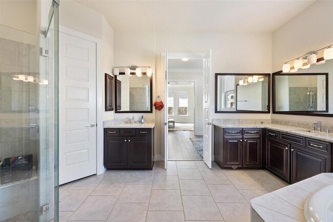 Building Photo - 16404 Horse Trap Ln