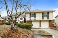 Building Photo - 4 Bedroom Pet-Friendly Home in Independence, MO with Main Street Renewal