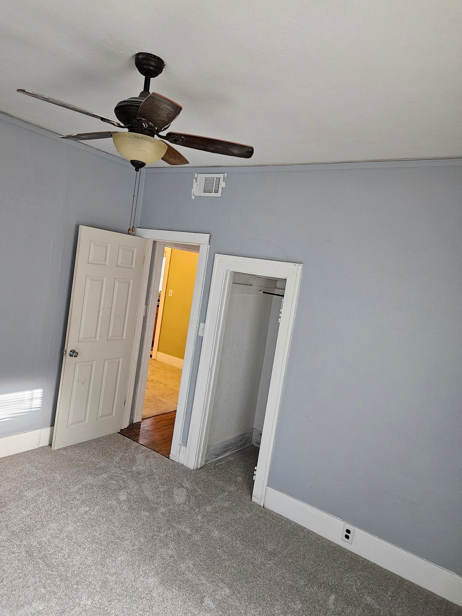 Bedroom #2 with new carpet and new Energy Efficient Windows - 2905 Apple St