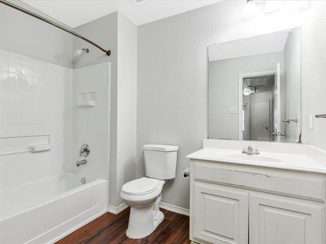 Building Photo - 1101 Roping Reins Way