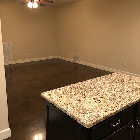 Building Photo - "Spacious 3-Bed Condo with Granite Elegance in Cookeville – Your Dream Home Awaits!"