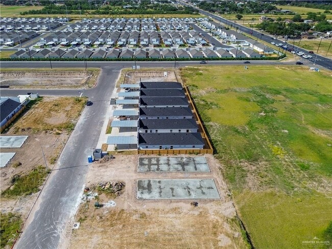 Building Photo - 11 N Alexandrite Ave