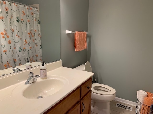 Building Photo - 0N425 Ford Dr