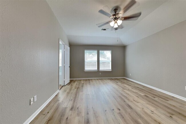 Building Photo - 22 Orchid Grove Pl