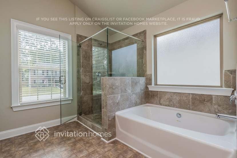 Building Photo - 318 Corine Ct