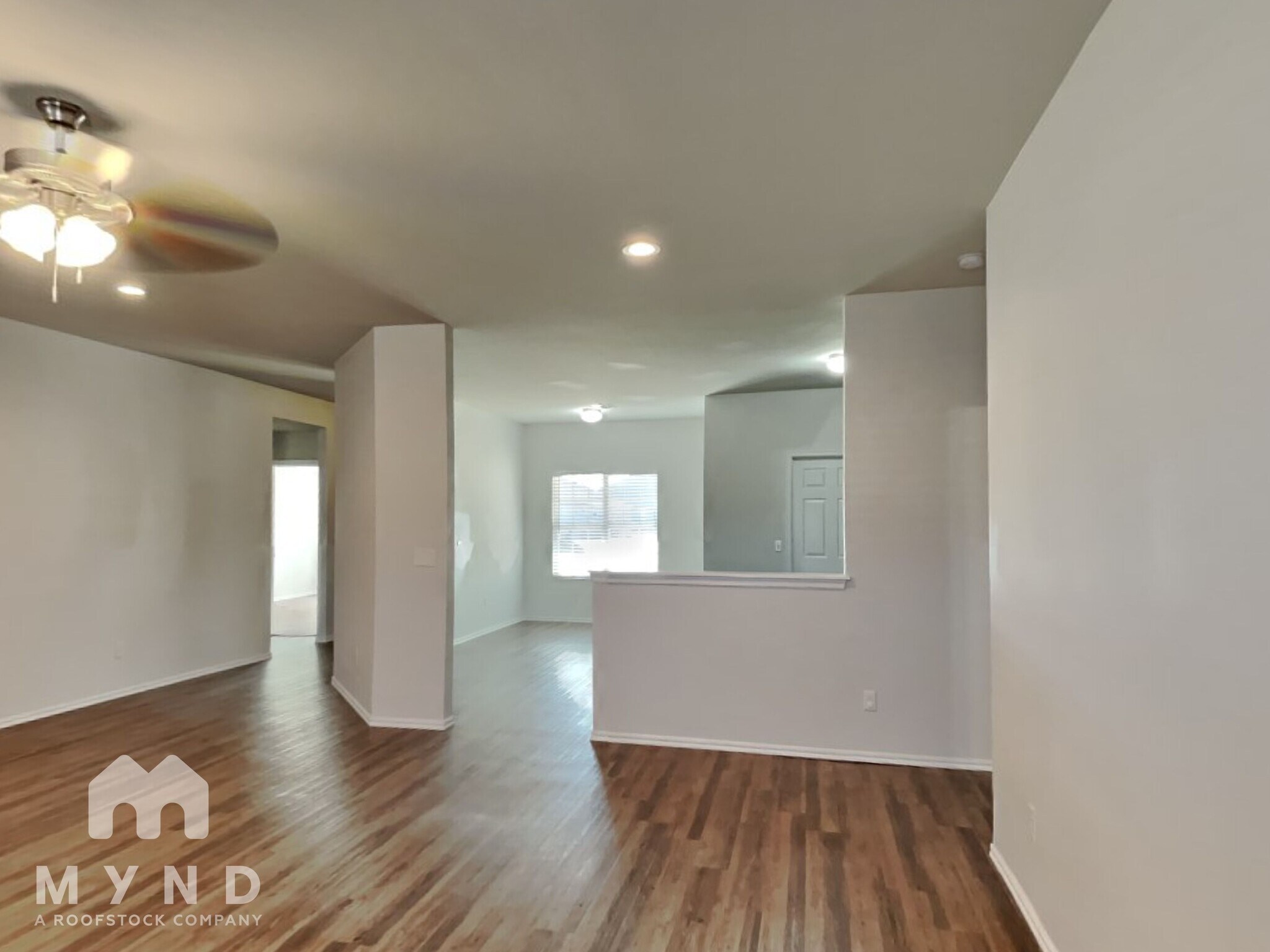 Building Photo - 1860 Bartlett Dr