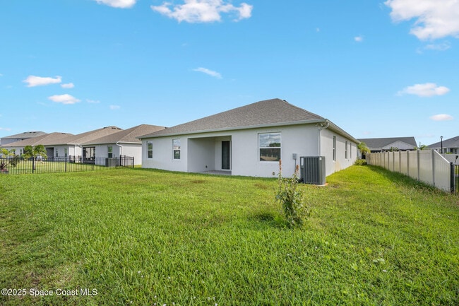 Building Photo - 3520 Rixford Way