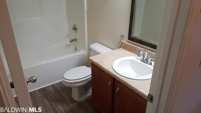Building Photo - 1470 Majesty Loop