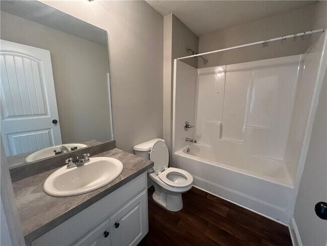 Building Photo - 707 River Mist Cir