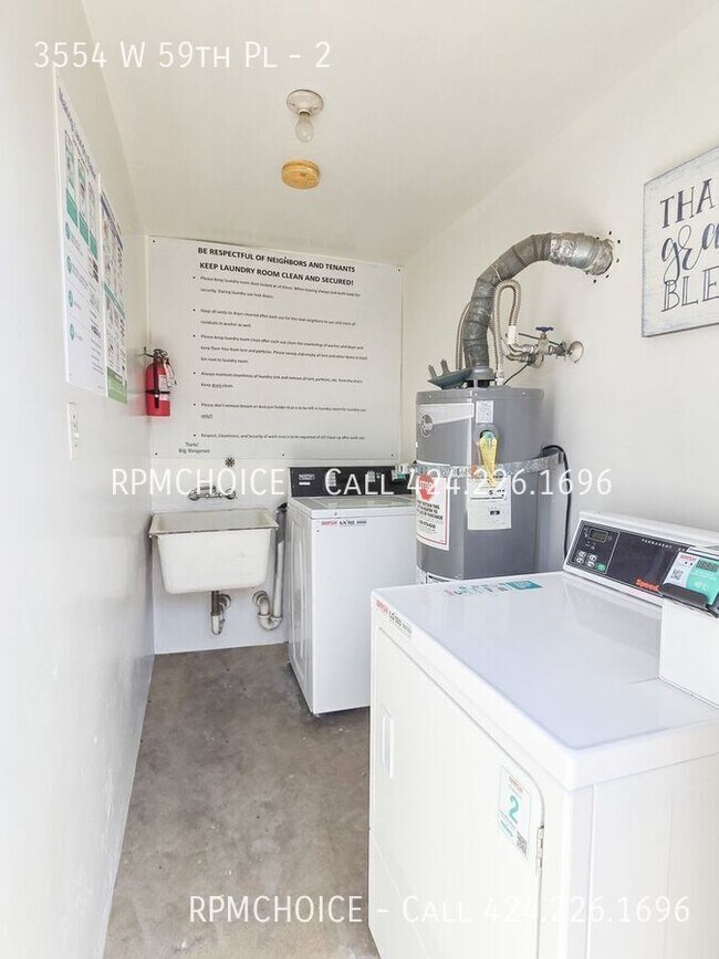 Building Photo - 3554 W 59th Pl