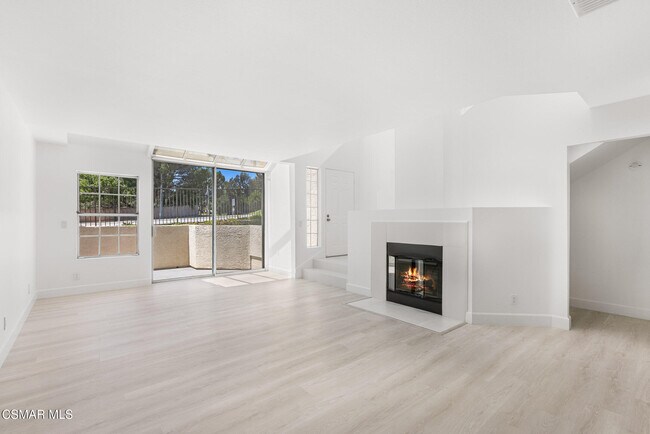 Building Photo - 4240 Lost Hills Rd