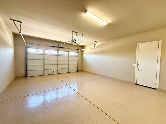 Building Photo - Move-In Ready 2 Bed, 2 Bath Home in Prime Prescott Location