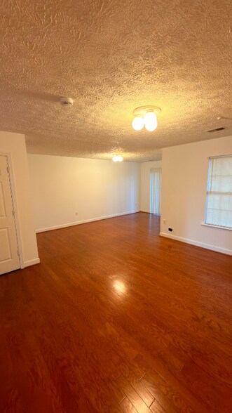 Building Photo - 11920 Calico Woods Dr