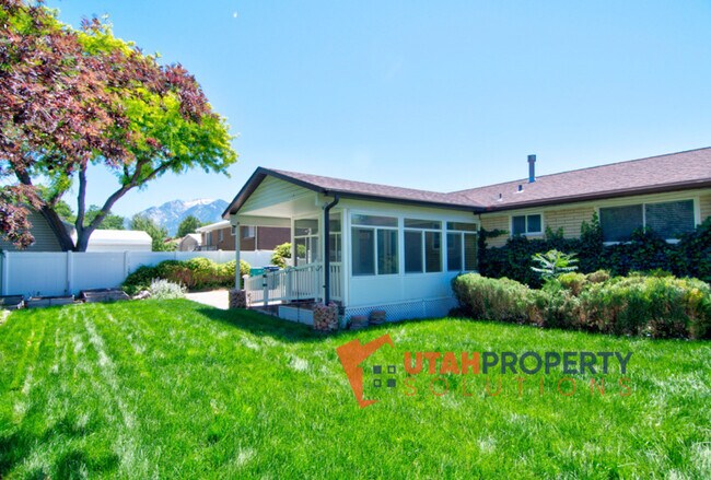 Building Photo - 239 E 9585 S