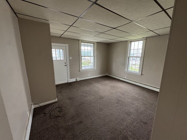 Building Photo - 1260 Allison Ave
