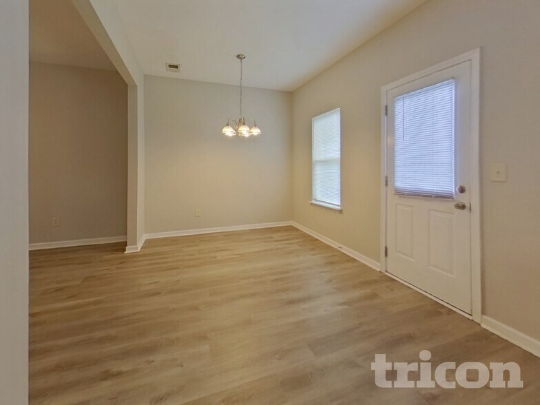 Building Photo - 74 Wyndham Ct