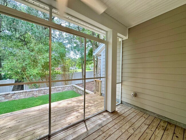 Building Photo - 4 Bed/3 Bath Coastal Beauty!