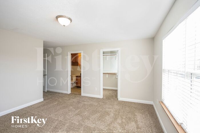 Building Photo - 18946 Monarch Springs Dr