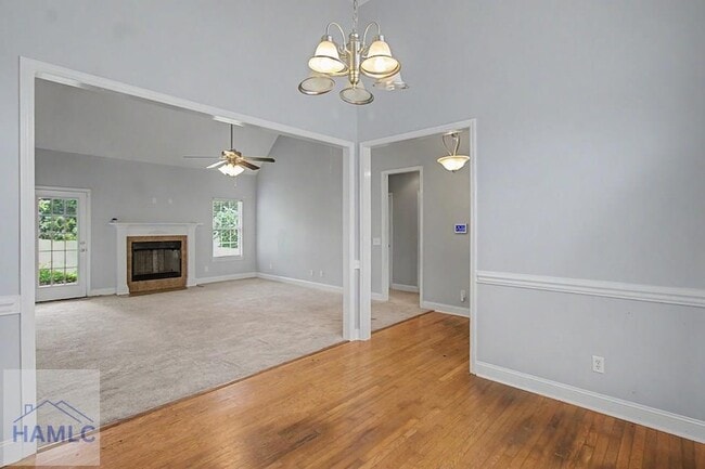 Building Photo - 158 Ashley Ln
