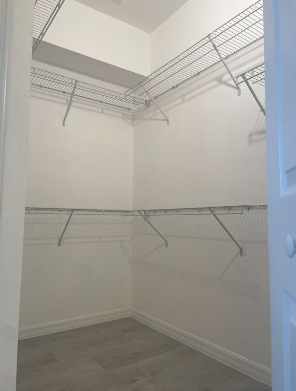 Building Photo - 17812 Wayside Bnd