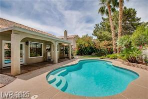Building Photo - 2644 White Pine Dr