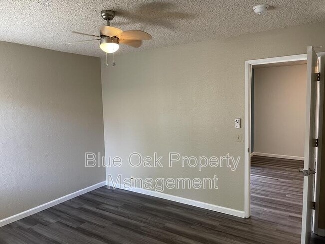 Building Photo - 1420 Sherman Ave