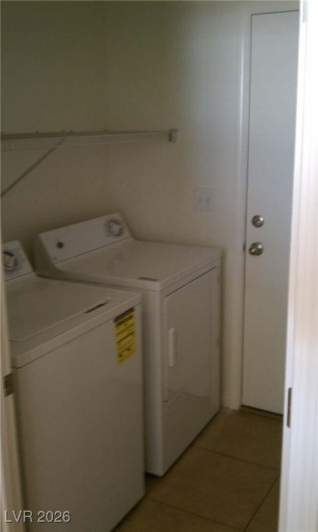 Building Photo - 5493 Ovando Way