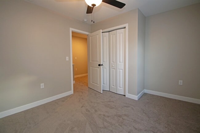 Building Photo - 1317 LUKE Ln