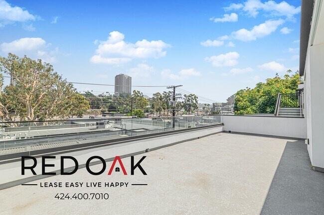 Building Photo - 3910 Kentucky Dr