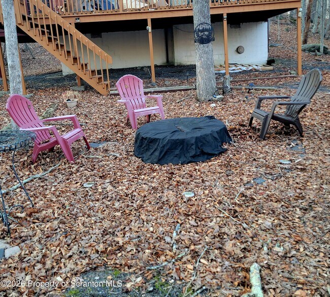 Building Photo - 353 Saunders Dr